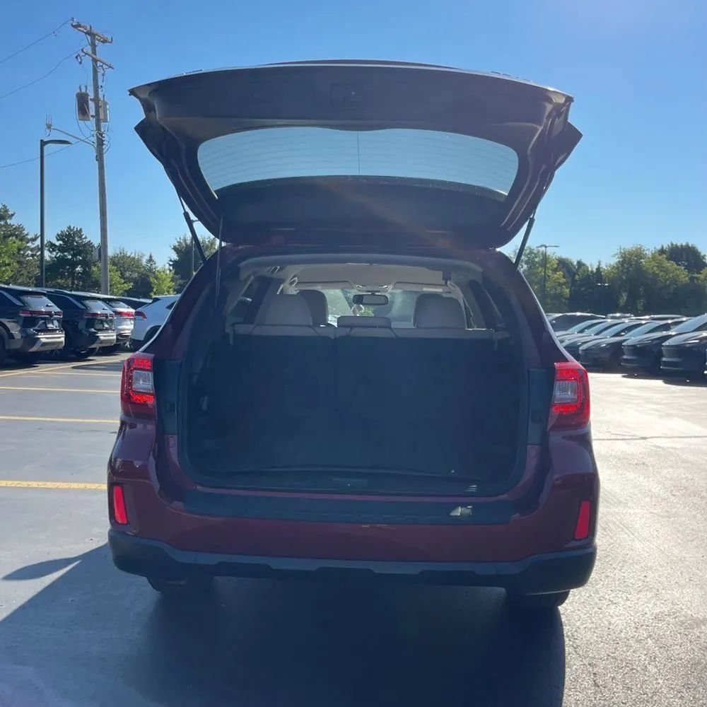 Used 2015 Subaru Outback 2.5i Limited AWD/4WD image 29