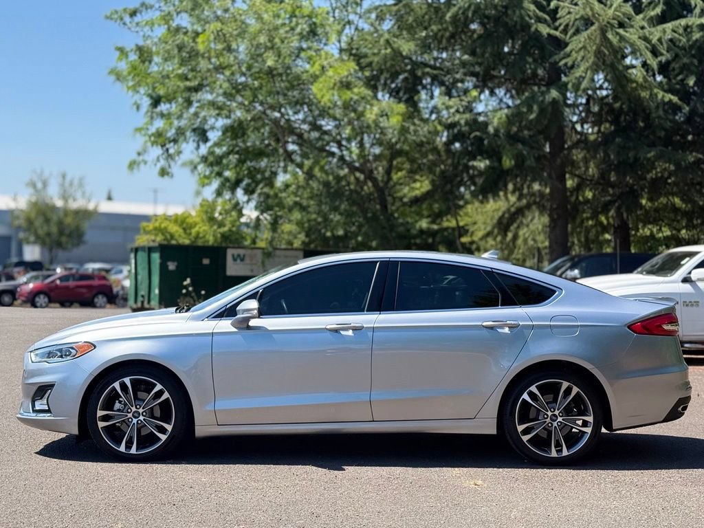 Used 2020 Ford Fusion Titanium AWD/4WD image 2