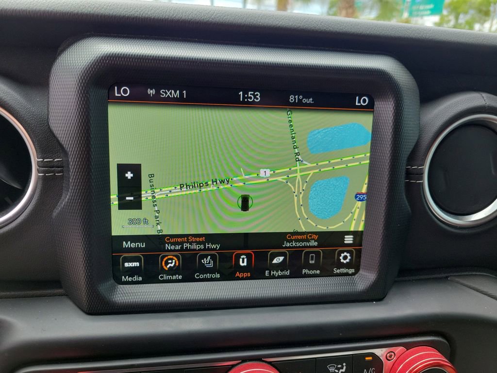 Used 2022 Jeep Wrangler Unlimited Sahara w/ Cold Weather Group image 33