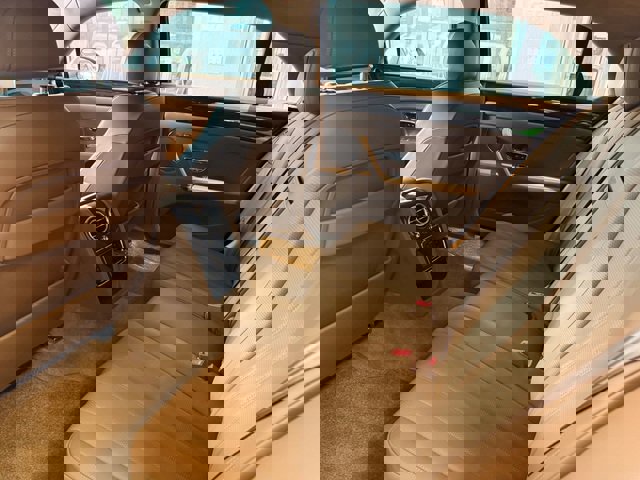 Used 2014 Bentley Flying Spur W12 image 16