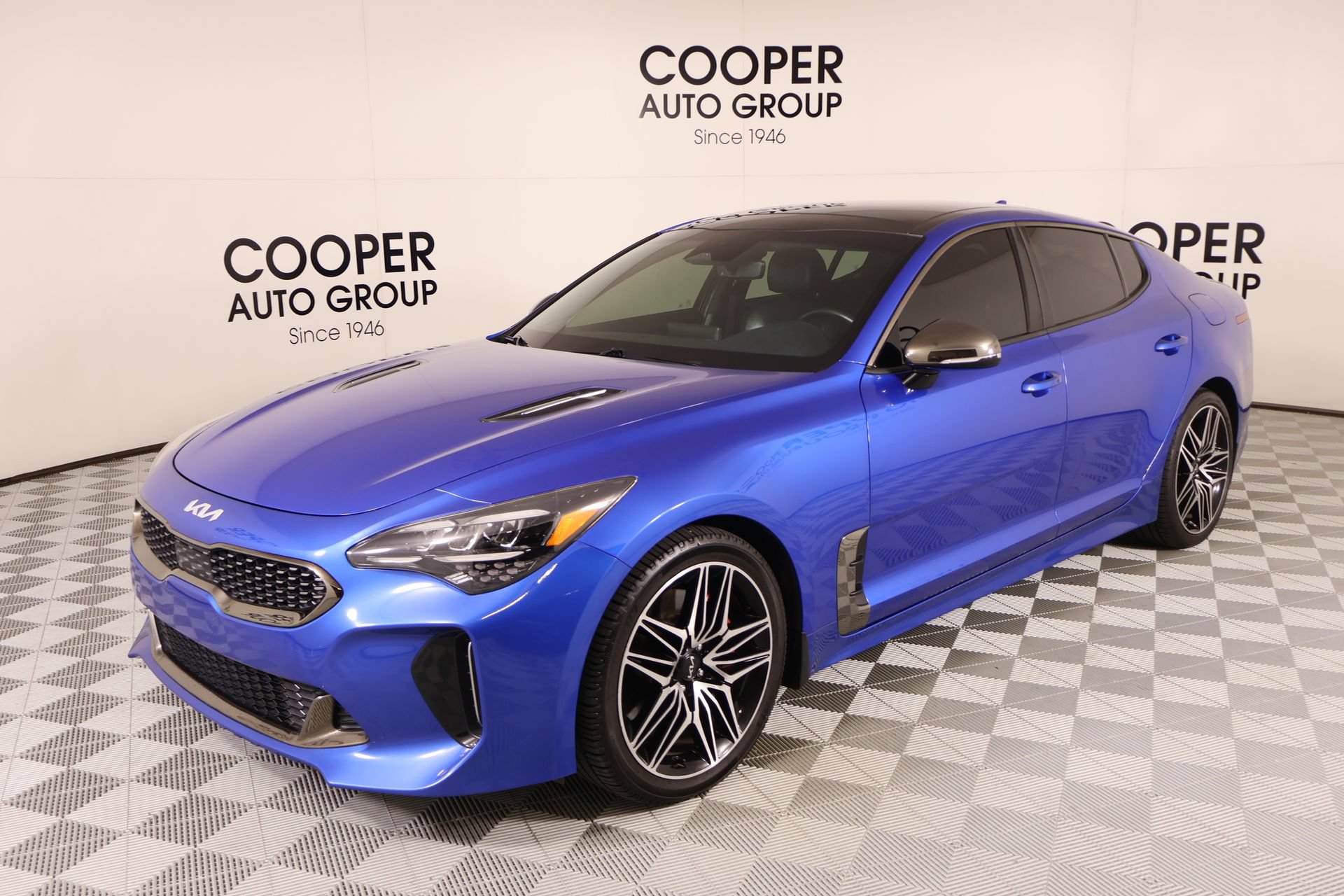 Used 2022 Kia Stinger GT1 RWD image 11