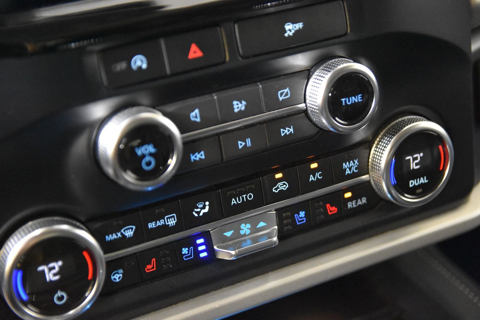 Used 2024 Ford Expedition XLT RWD image 26