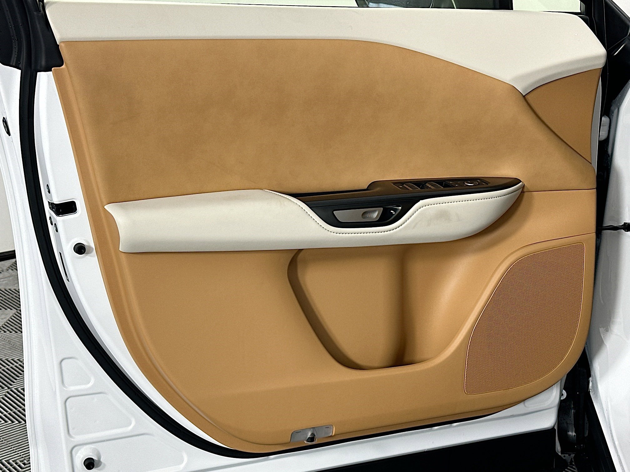 New 2026 Lexus RZ 450e AWD image 19