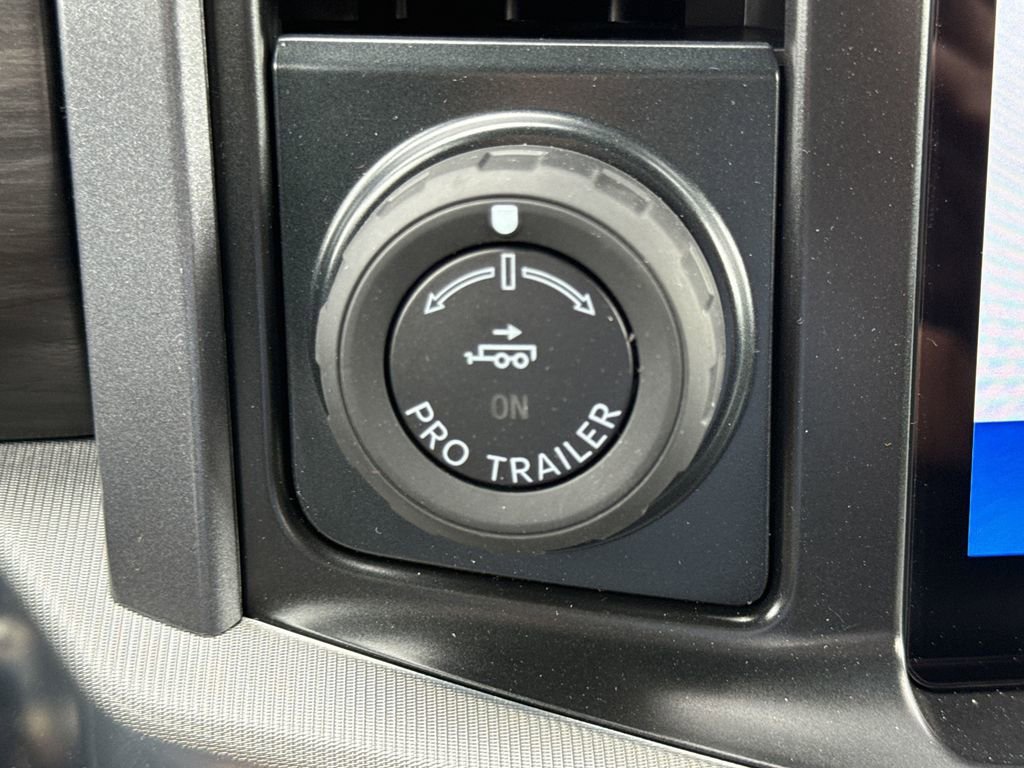 New 2025 Ford F150 Lariat w/ Equipment Group 501A Mid image 33