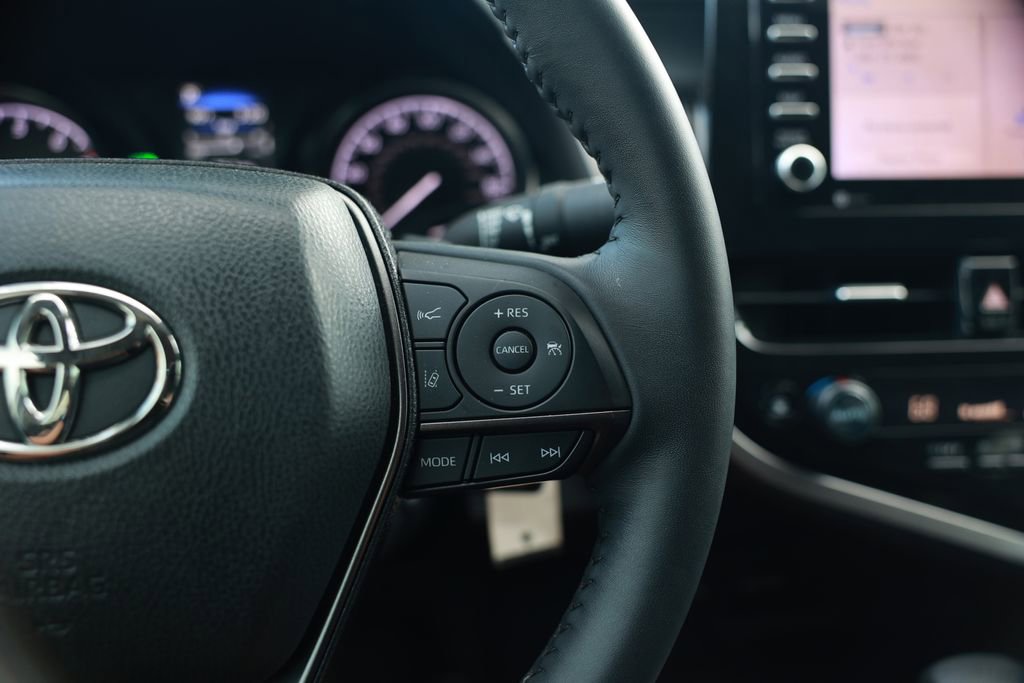 Used 2024 Toyota Camry SE image 22
