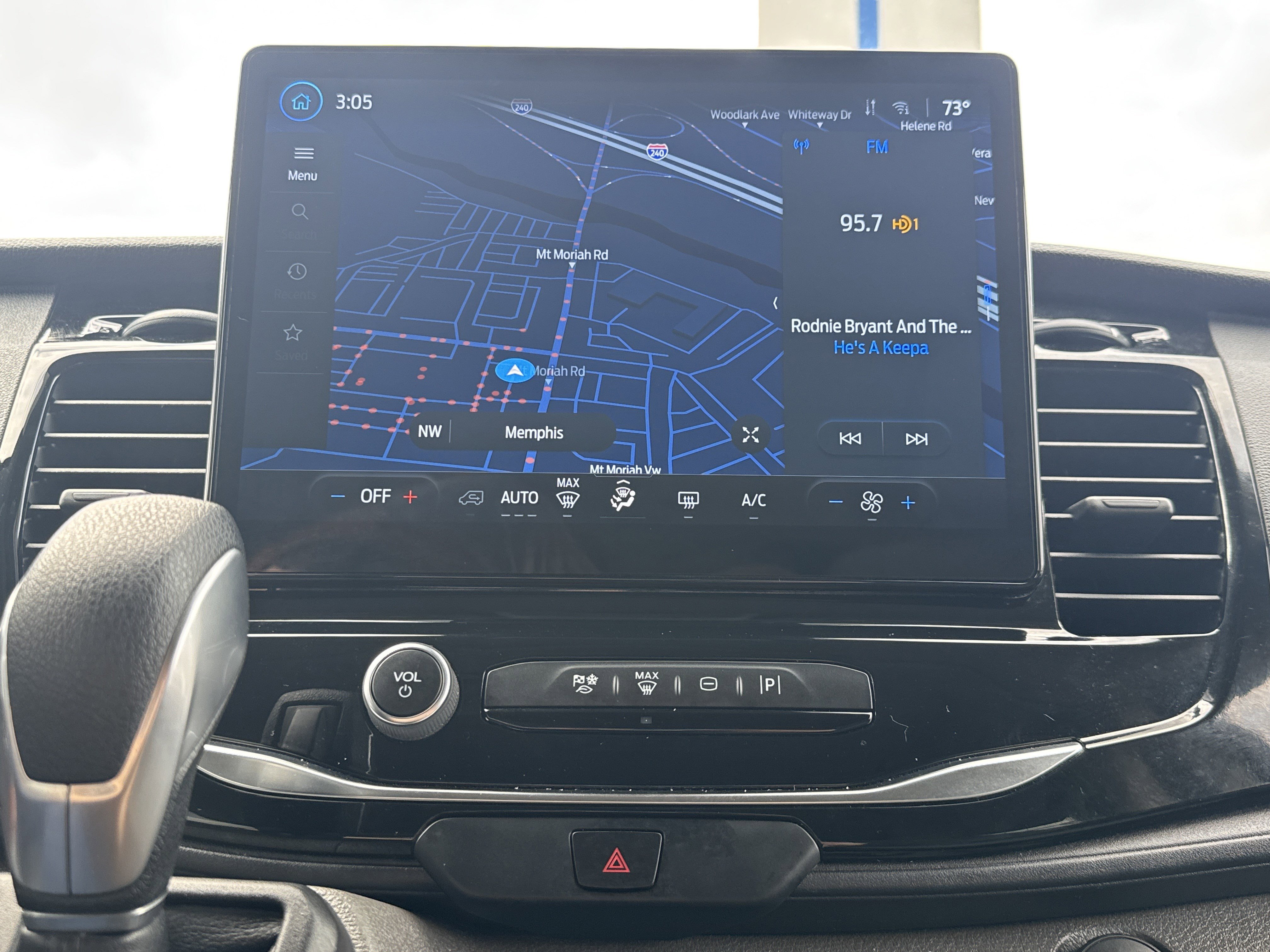 Used 2024 Ford Transit 350 XLT image 18