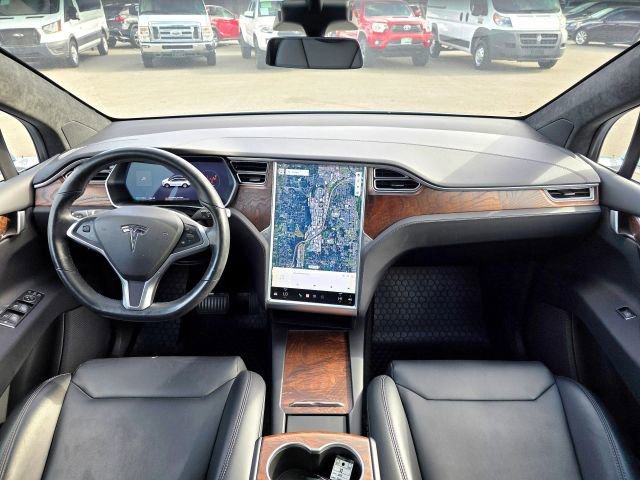 Used 2017 Tesla Model X 75D AWD/4WD image 10