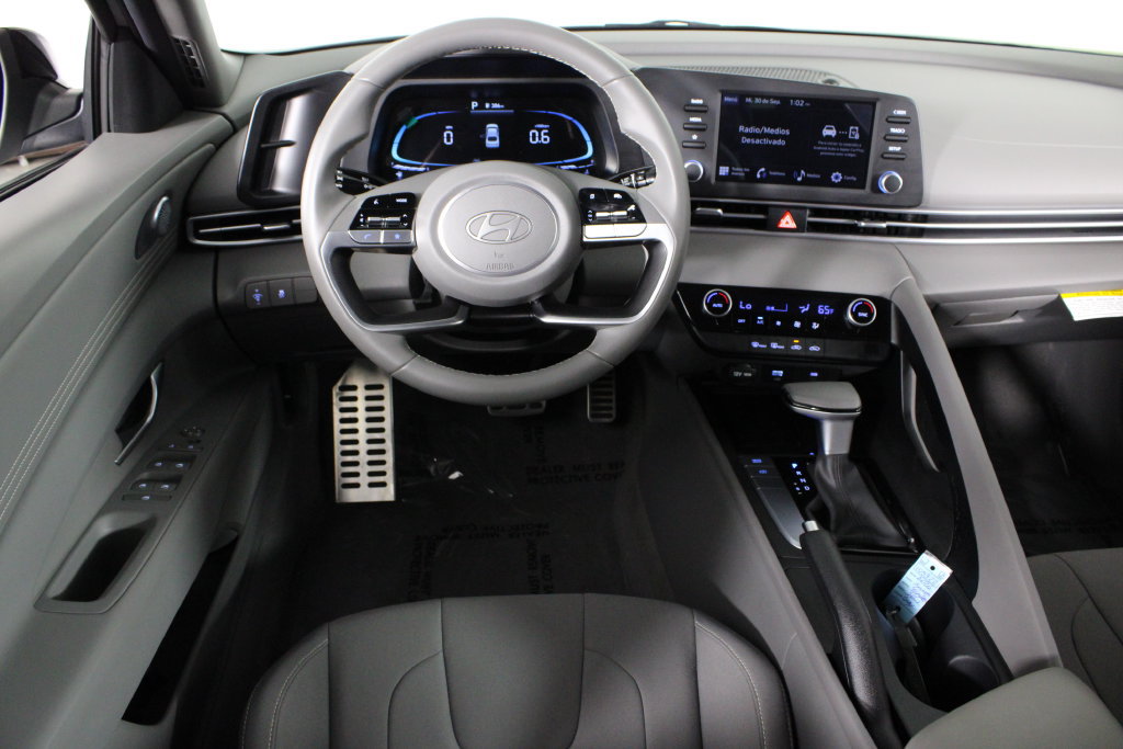 Certified 2026 Hyundai Elantra Sport FWD image 8