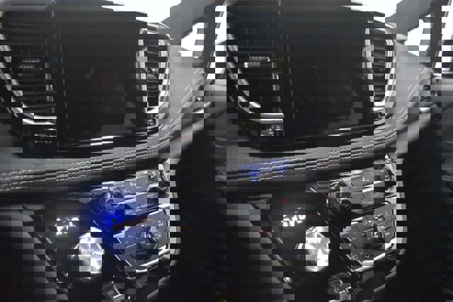 New 2026 Chrysler Pacifica Select image 13