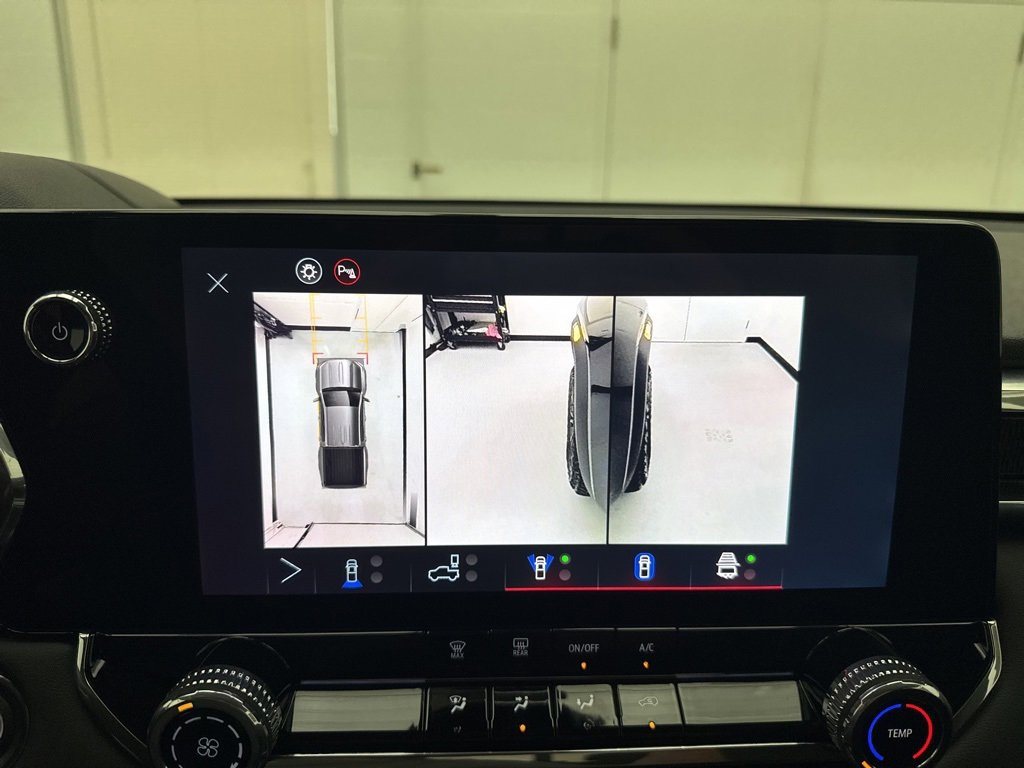 New 2025 GMC Canyon Elevation w/ Technology Package image 26