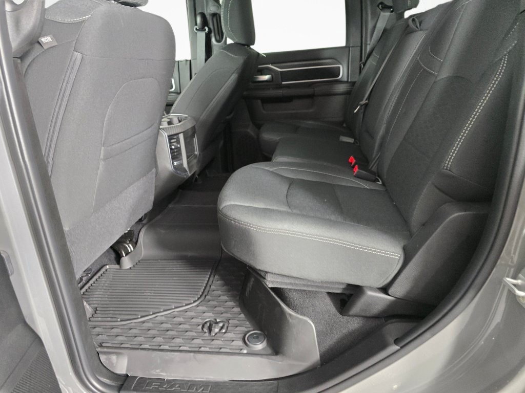 New 2026 RAM 3500 Big Horn AWD/4WD image 35