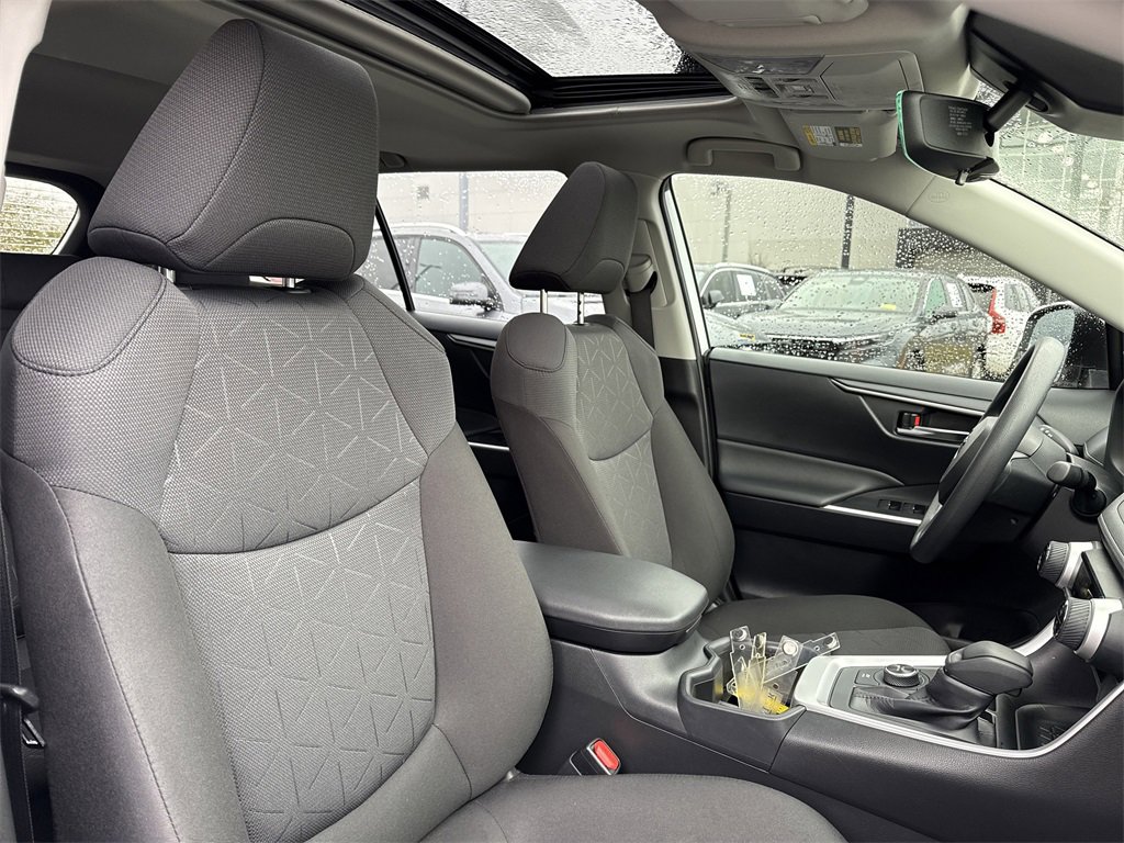 Used 2024 Toyota RAV4 XLE image 19