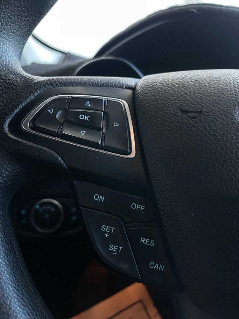 Used 2019 Ford Escape SE image 24