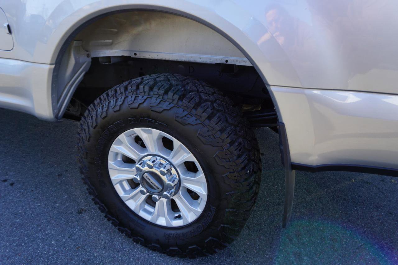 Used 2020 Ford F250 XLT w/ Snow Plow Prep Package image 7