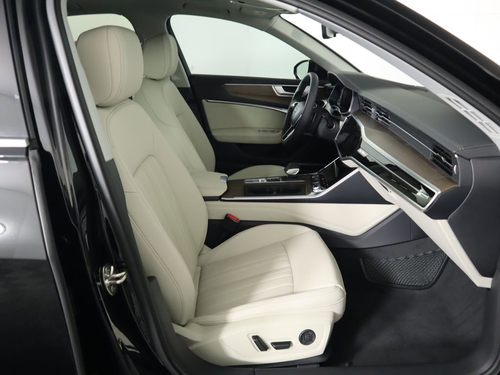 Used 2025 Audi A6 Premium Plus w/ Premium Plus Package image 22