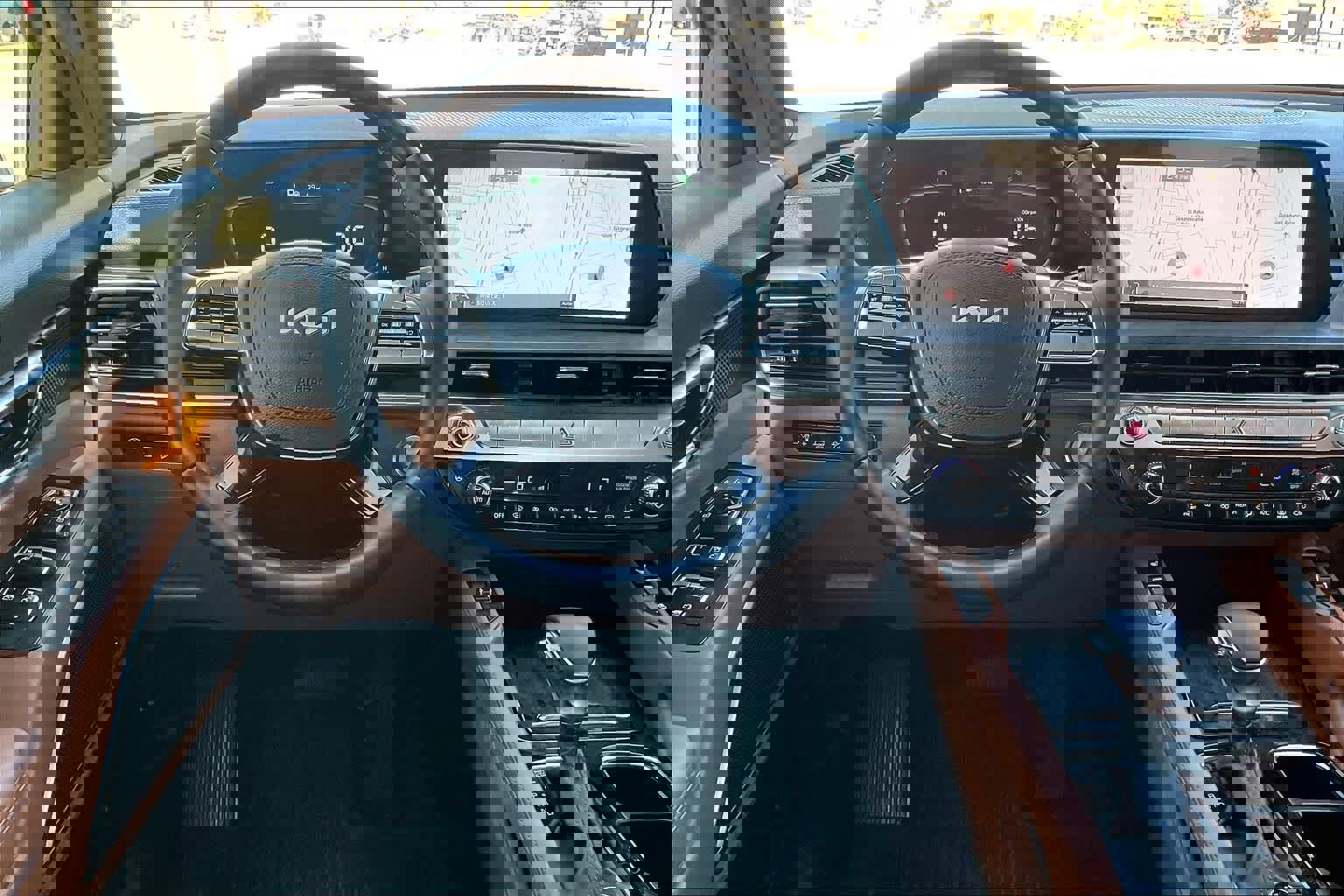 Certified 2025 Kia Telluride EX X-Line image 14