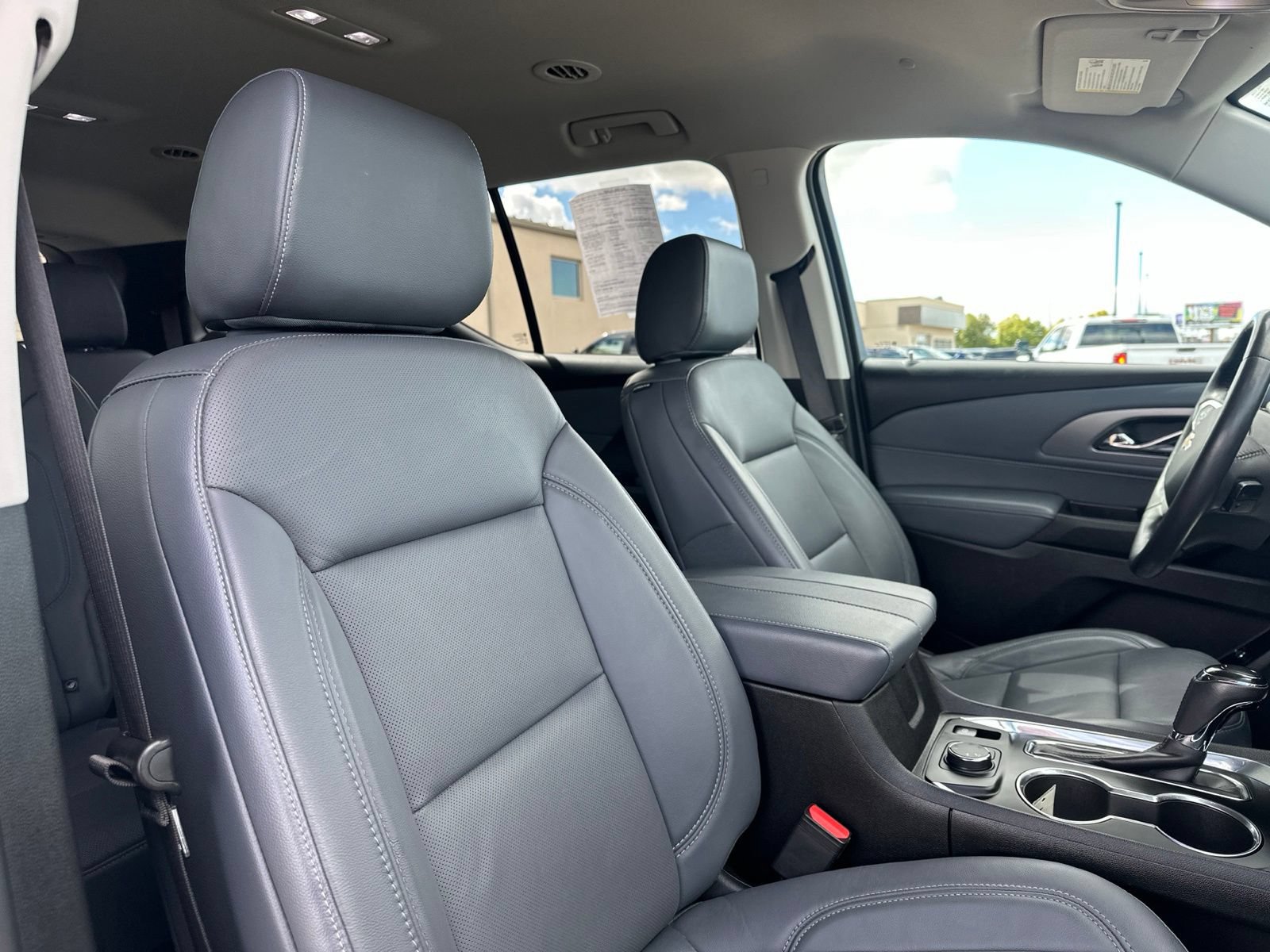 Used 2018 Chevrolet Traverse Premier AWD/4WD image 38