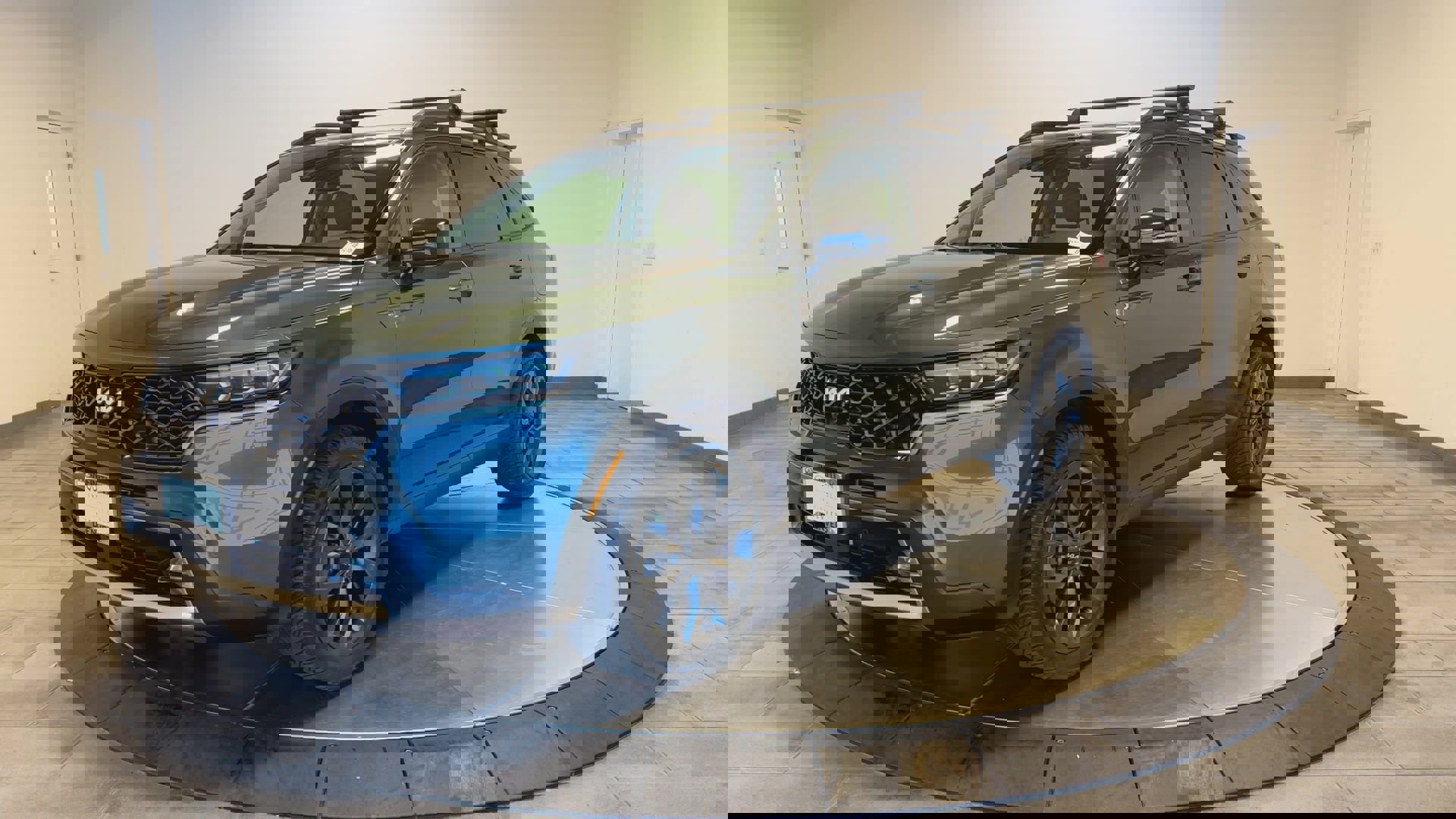 Used 2022 Kia Sorento SX Prestige w/ Rust Color Package image 4