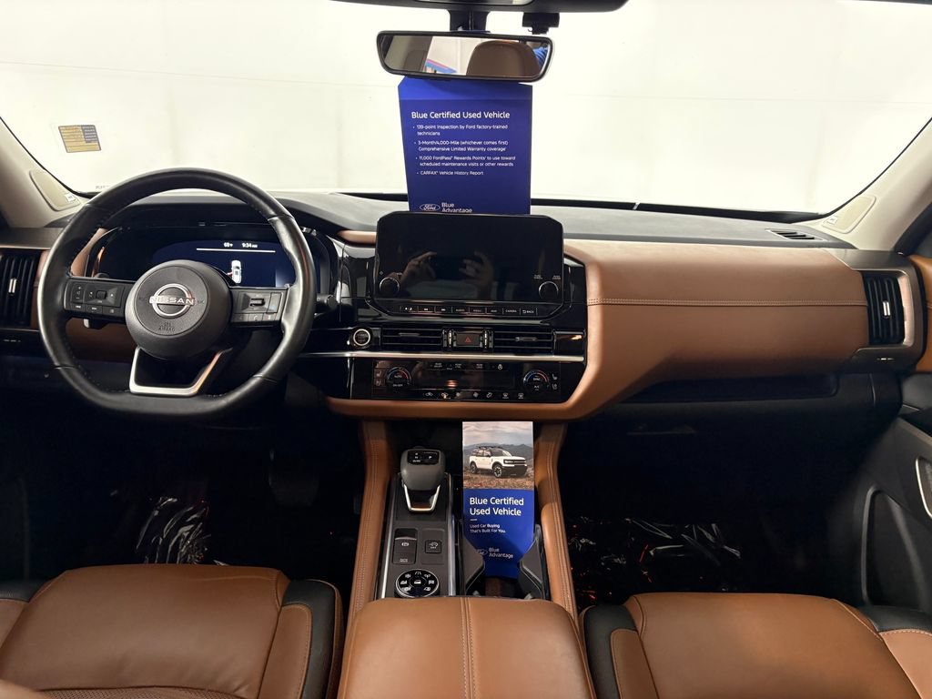 Used 2023 Nissan Pathfinder Platinum AWD/4WD image 28