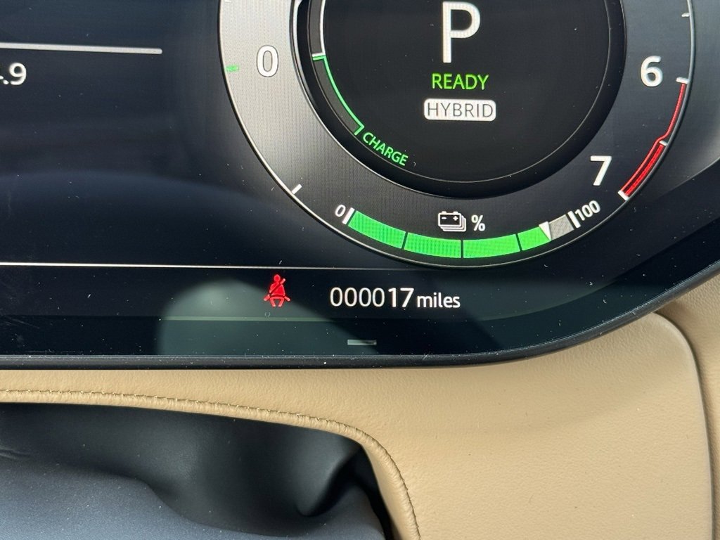 New 2025 Land Rover Range Rover SE image 27