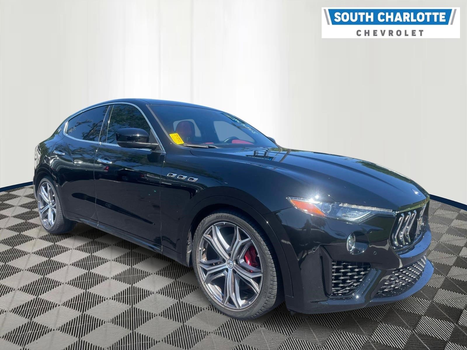 Used 2021 Maserati Levante S AWD/4WD image 3