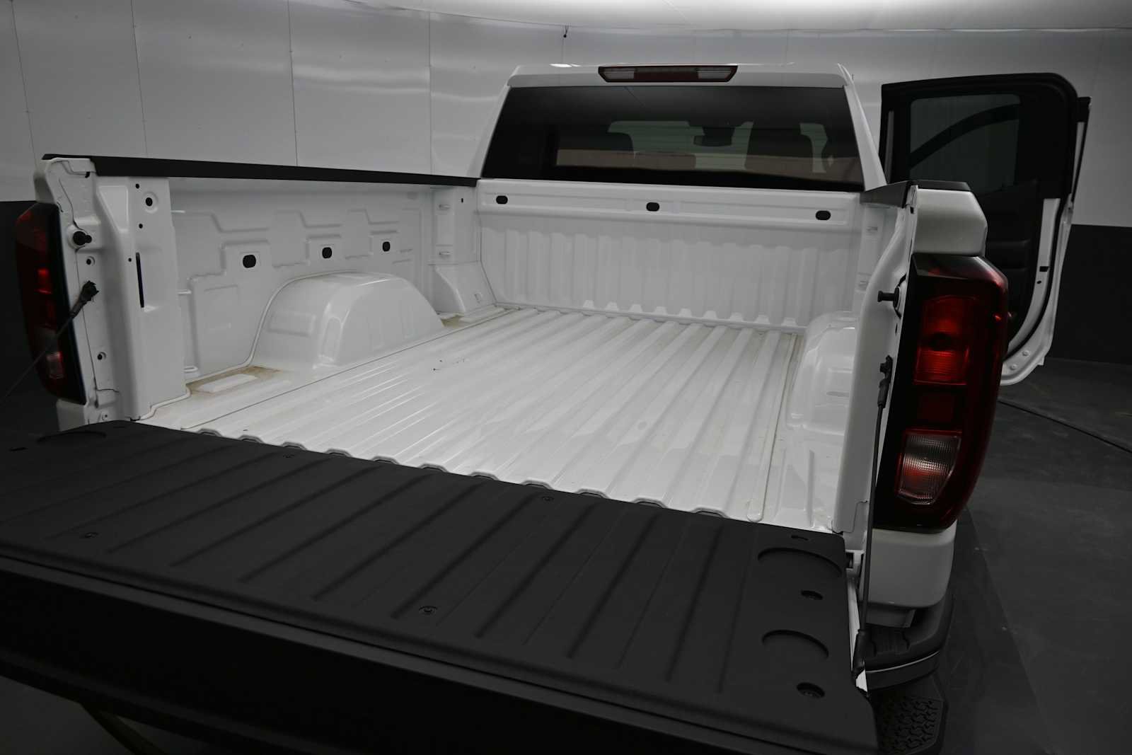 New 2026 GMC Sierra 1500 Pro w/ Pro Value Package AWD/4WD image 14