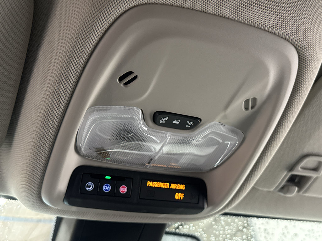 Used 2022 Buick Encore GX Select FWD image 35