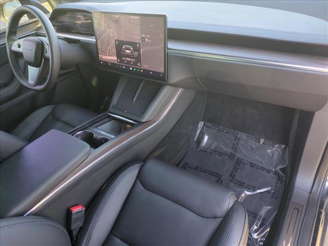Used 2024 Tesla Model X image 22