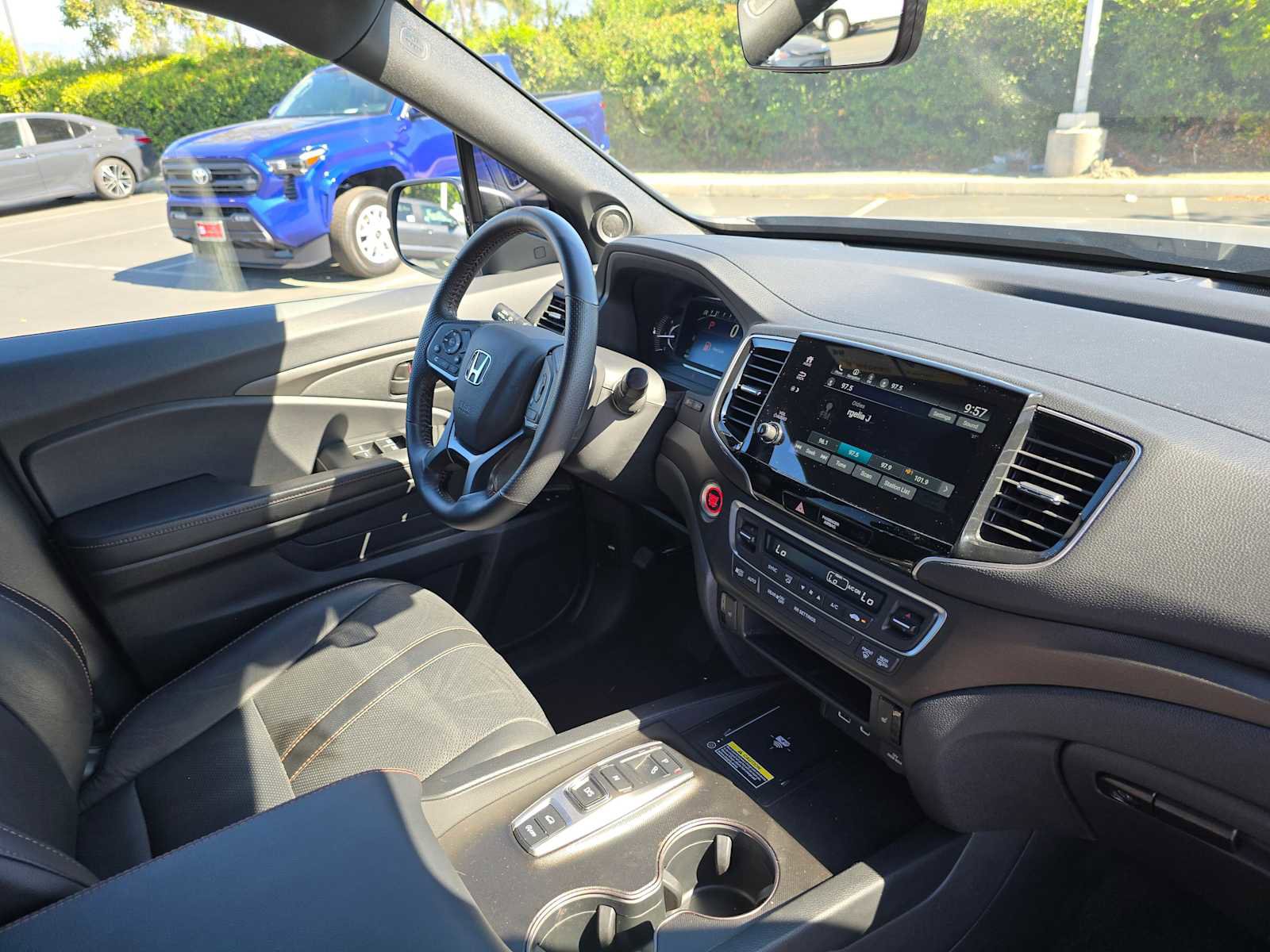 Used 2024 Honda Passport TrailSport image 10