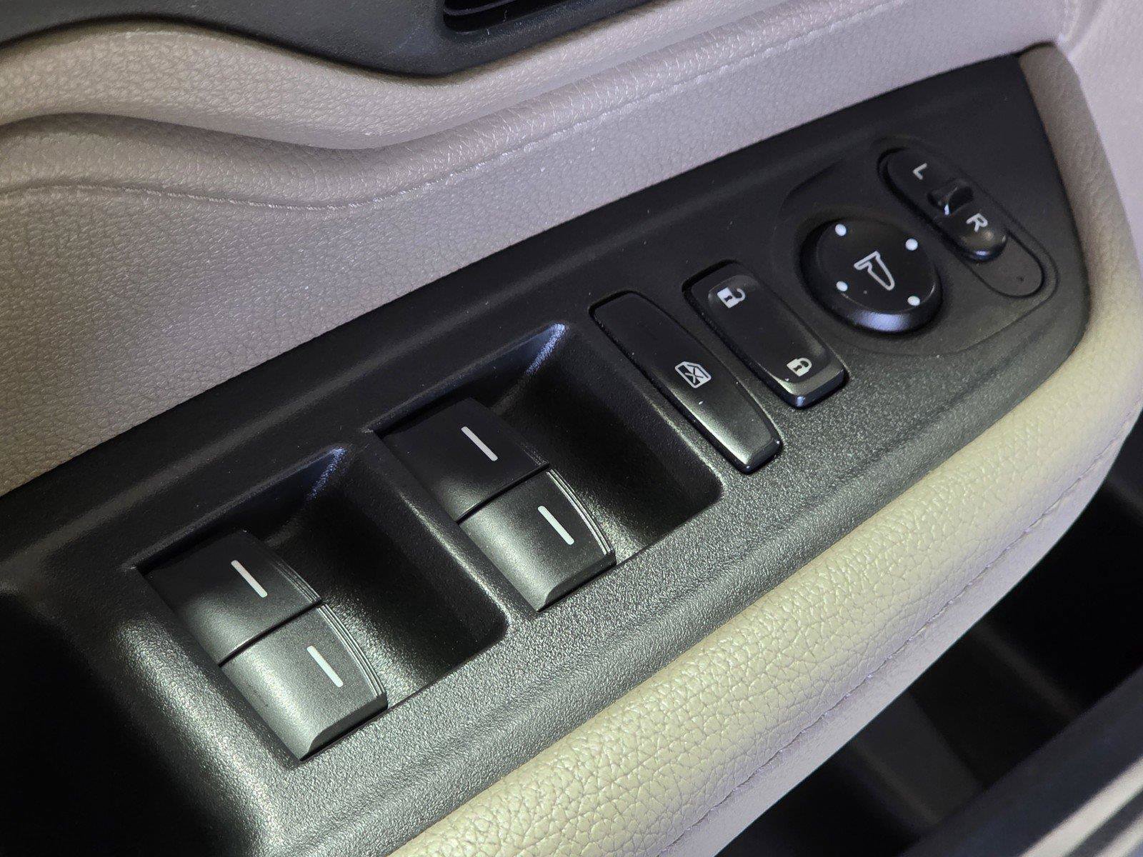 Used 2018 Honda Odyssey EX image 18