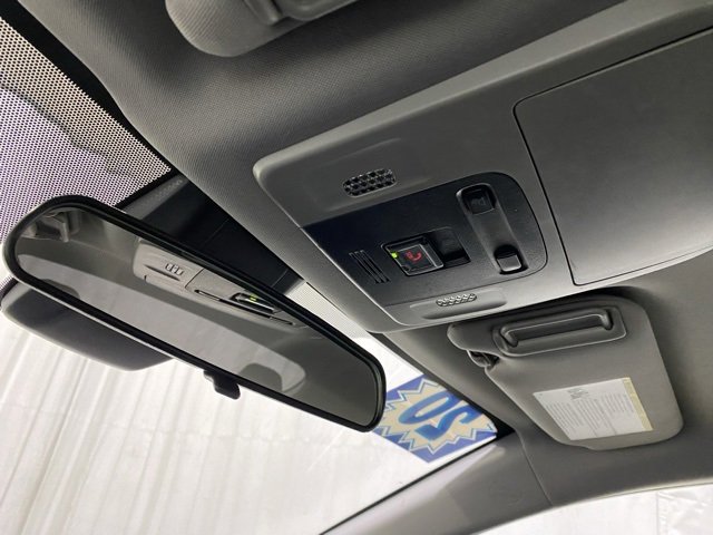 Used 2020 Toyota Camry SE image 22