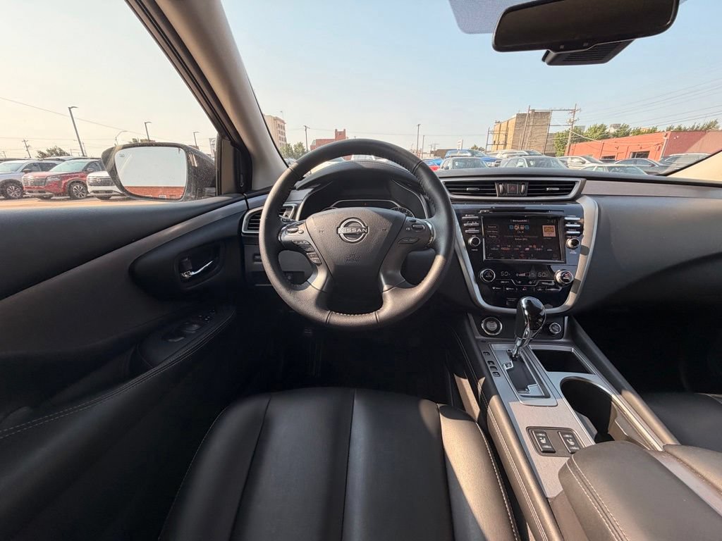 Certified 2024 Nissan Murano SV w/ SV Midnight Edition Package FWD image 20