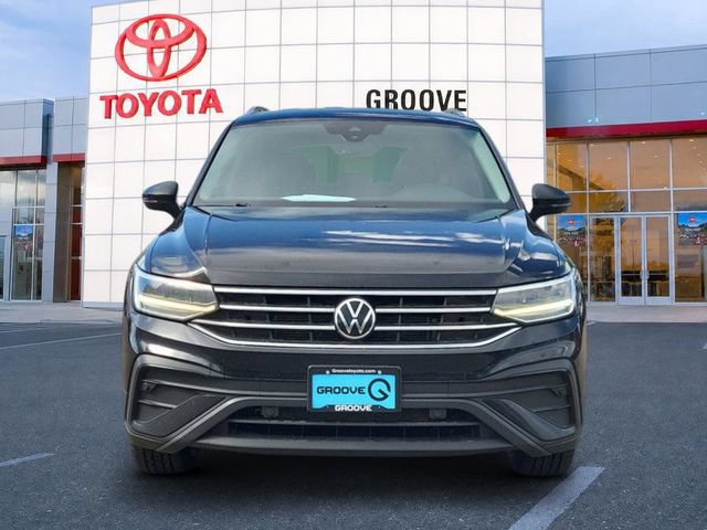 Used 2022 Volkswagen Tiguan SE AWD/4WD image 9