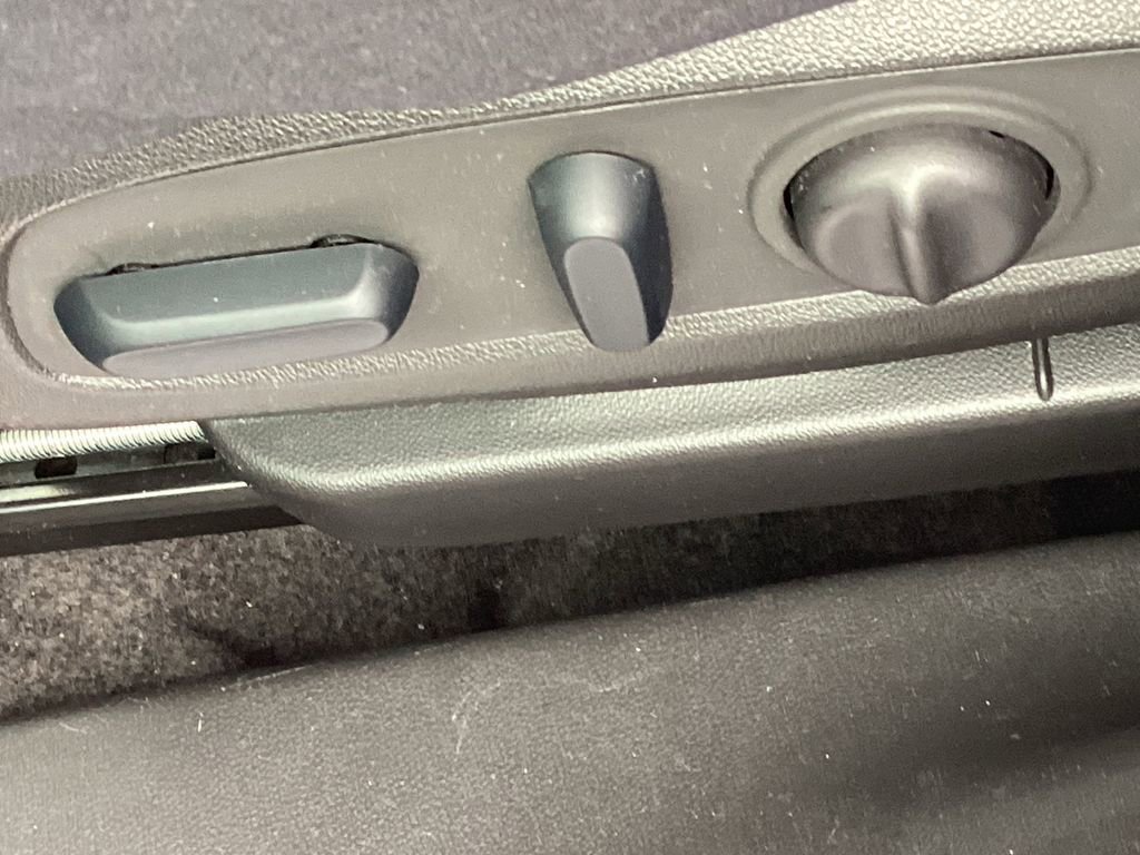 Used 2023 Chevrolet TrailBlazer LT w/ Convenience Package image 43