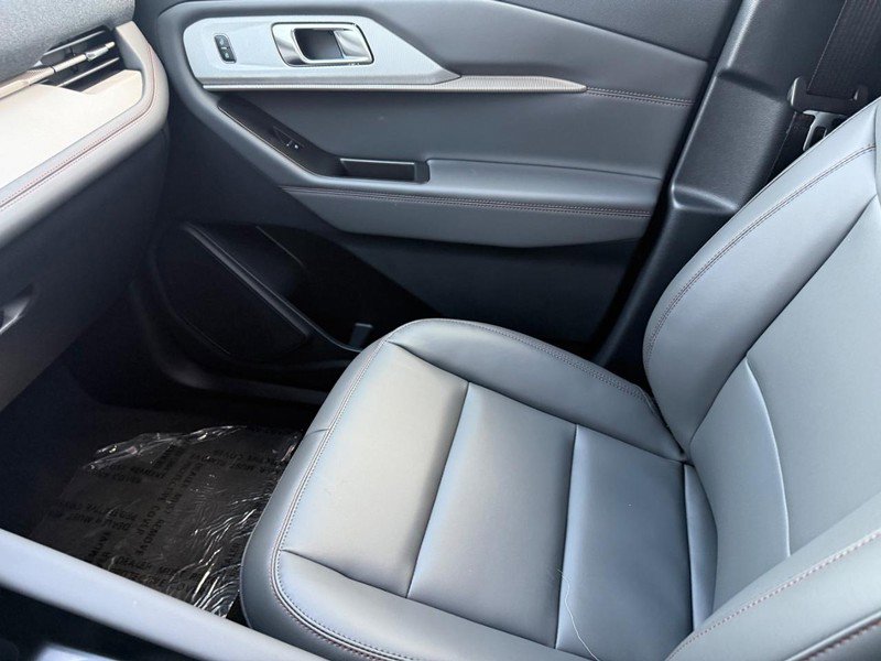 New 2026 Ford Explorer Active w/ Active Comfort Package image 20