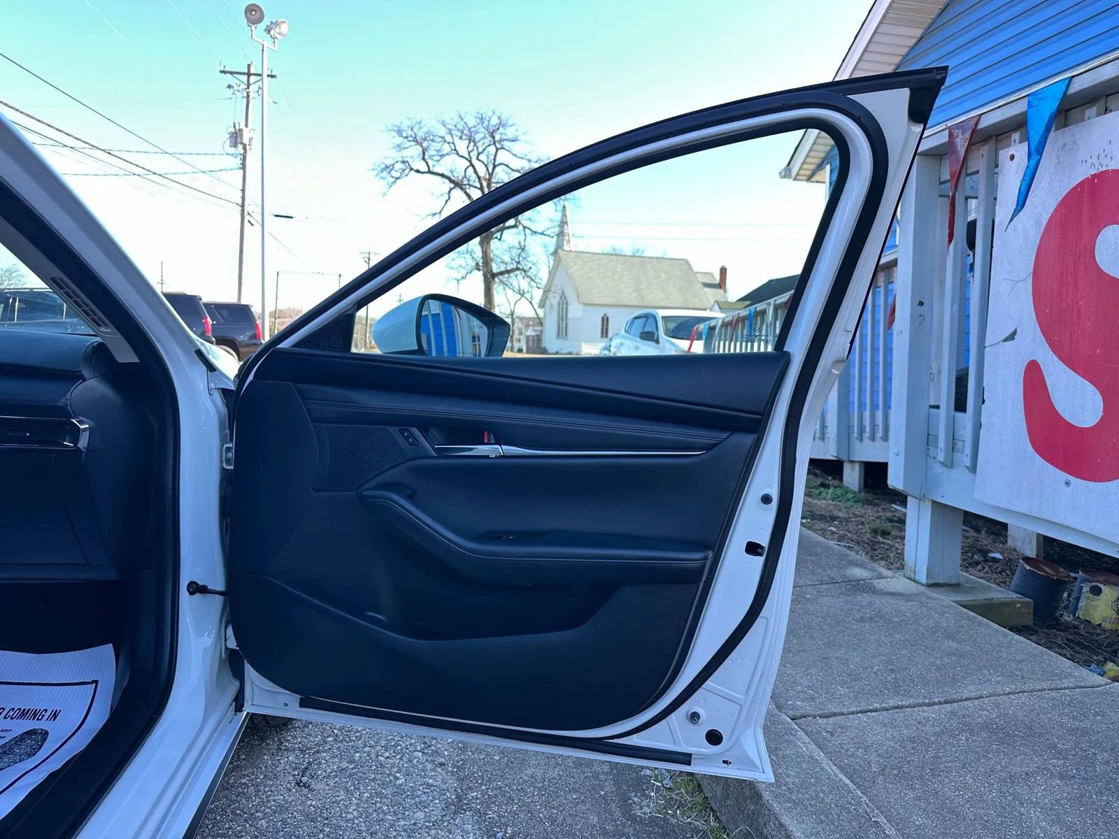 Used 2022 MAZDA MAZDA3 s image 18