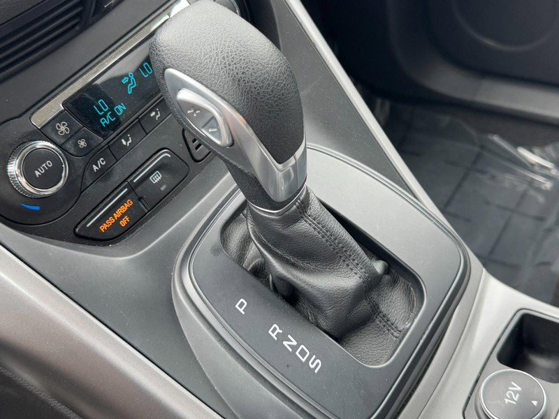 Used 2016 Ford Escape SE w/ Equipment Group 201A FWD image 19