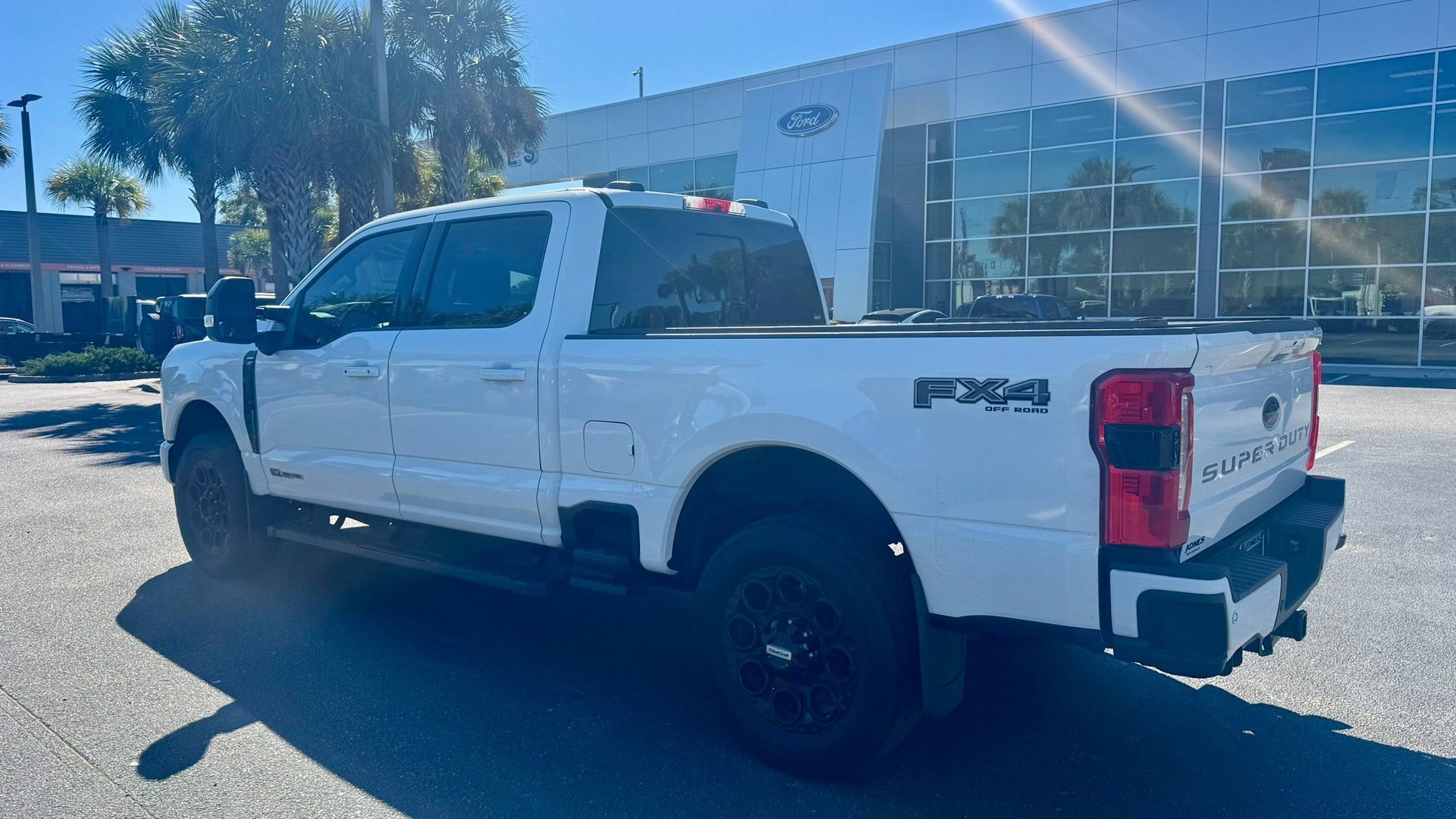 Certified 2024 Ford F250 Lariat w/ Lariat Ultimate Package image 9