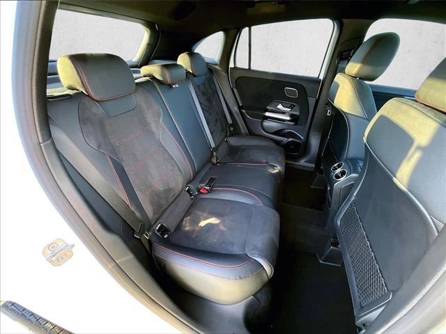 Used 2025 Mercedes-Benz GLA 250 image 29