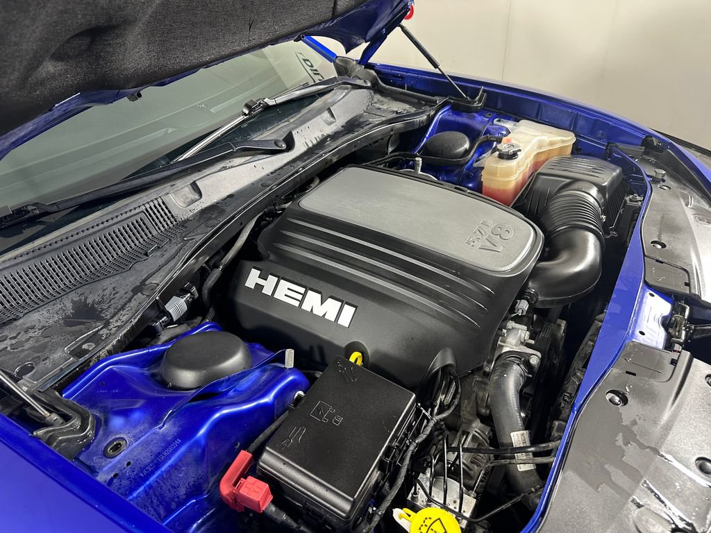 Used 2020 Dodge Charger R/T RWD image 11