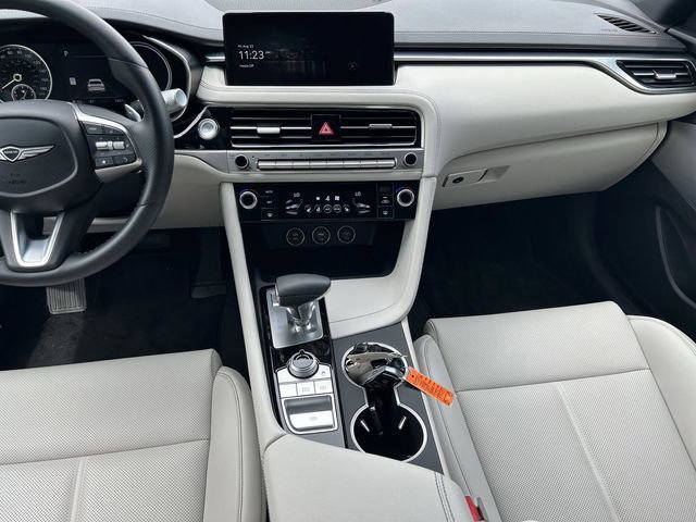 Used 2025 Genesis G70 2.5T AWD/4WD image 11