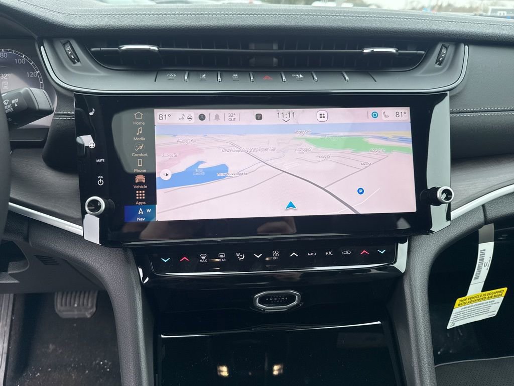 New 2026 Jeep Grand Cherokee Laredo image 13