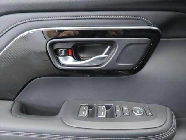 Used 2025 Acura ADX AWD image 25