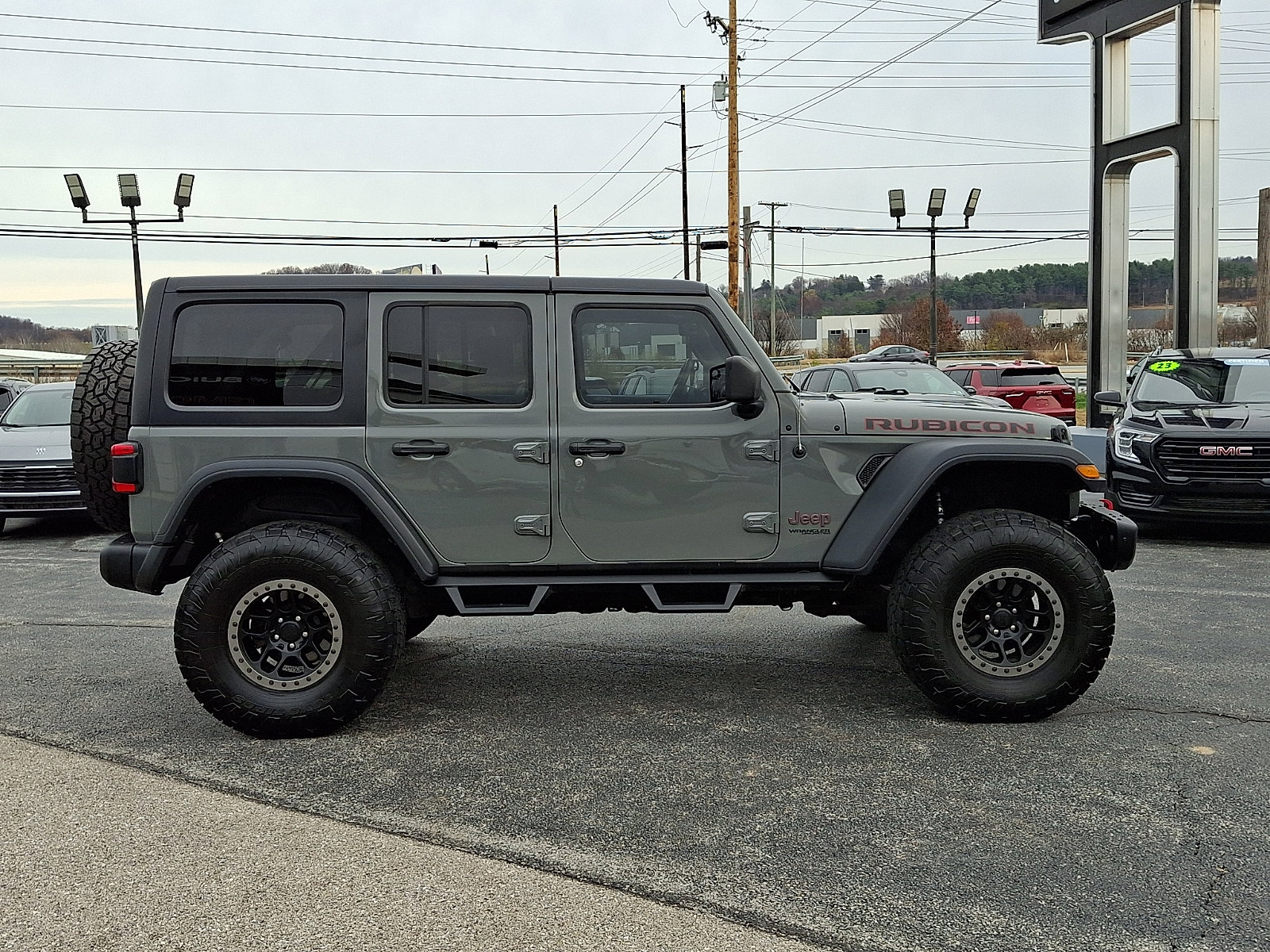 Used 2018 Jeep Wrangler Unlimited Rubicon w/ Uconnect 4C Nav & Sound Group image 8
