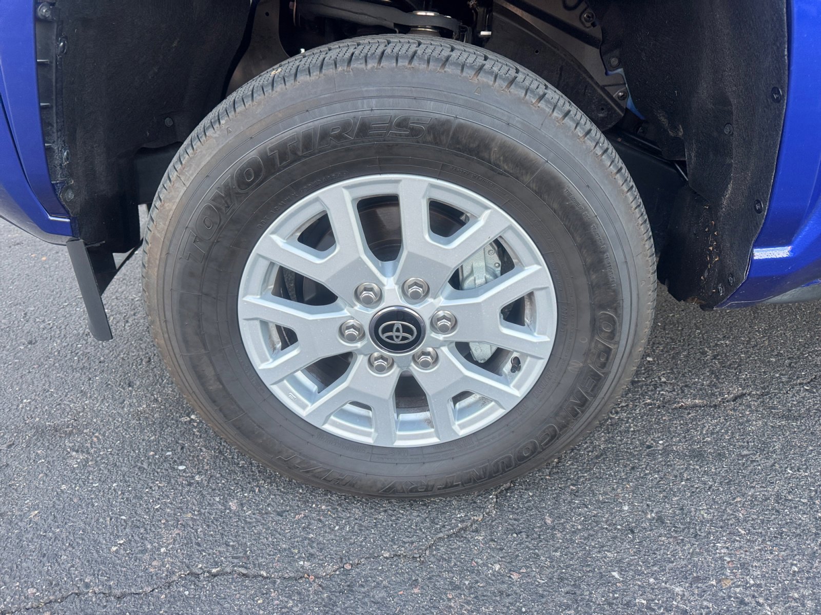 Certified 2025 Toyota Tacoma SR5 image 26