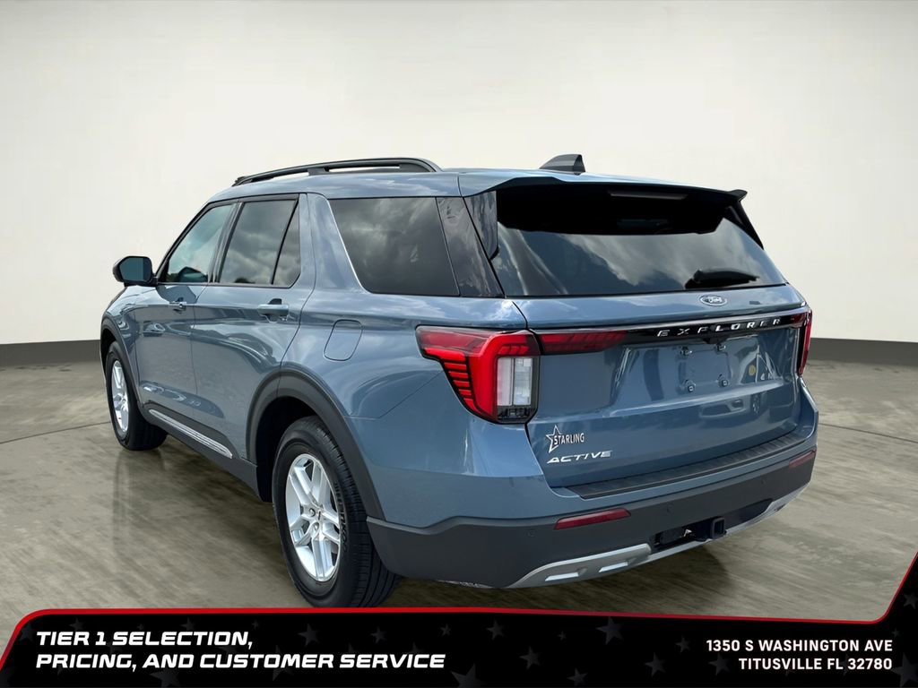 Used 2025 Ford Explorer Active w/ Active Comfort Package RWD image 4