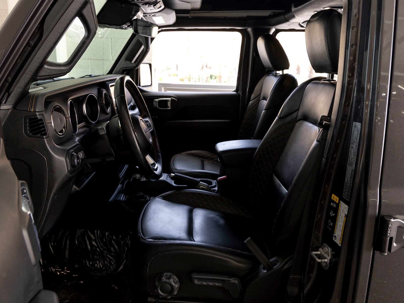 Used 2021 Jeep Wrangler Unlimited Sahara AWD/4WD image 11