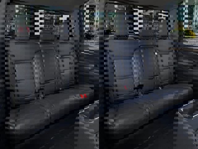 New 2026 GMC Sierra 1500 SLT image 17