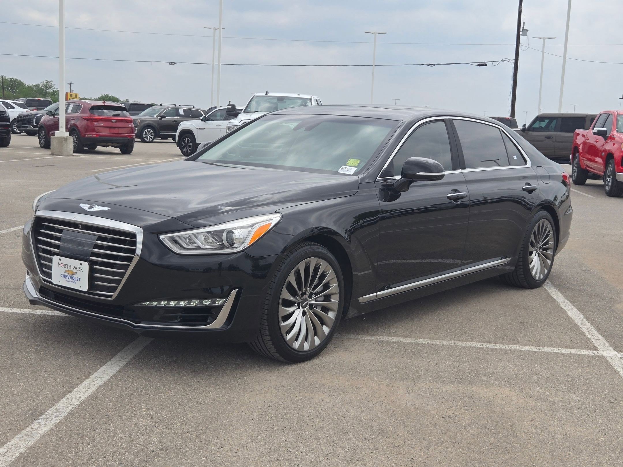 Used 2018 Genesis G90 5.0 Ultimate image 7