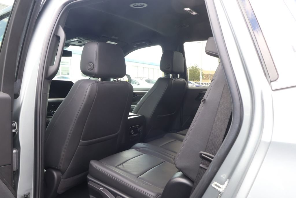 Used 2025 Chevrolet Tahoe LT AWD/4WD image 33